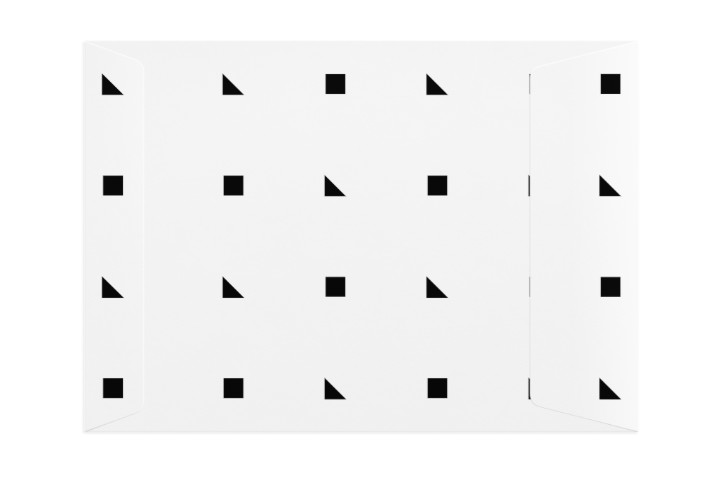 Envelope 1225 — Back, closed with flap mockup surface