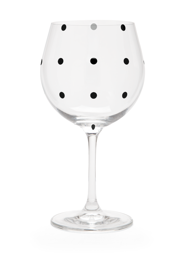 Cup 0669 — Wine glass mockup surface