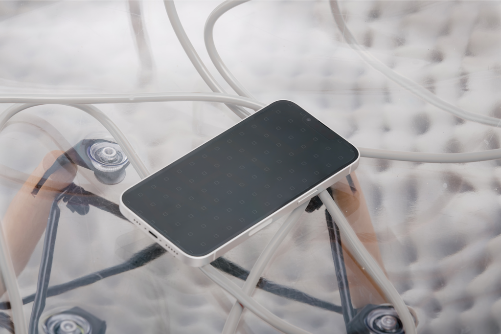 Device C03 027 — Phone mockup surface