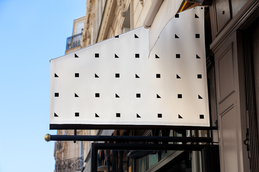 Banner 1903 — On building mockup surface