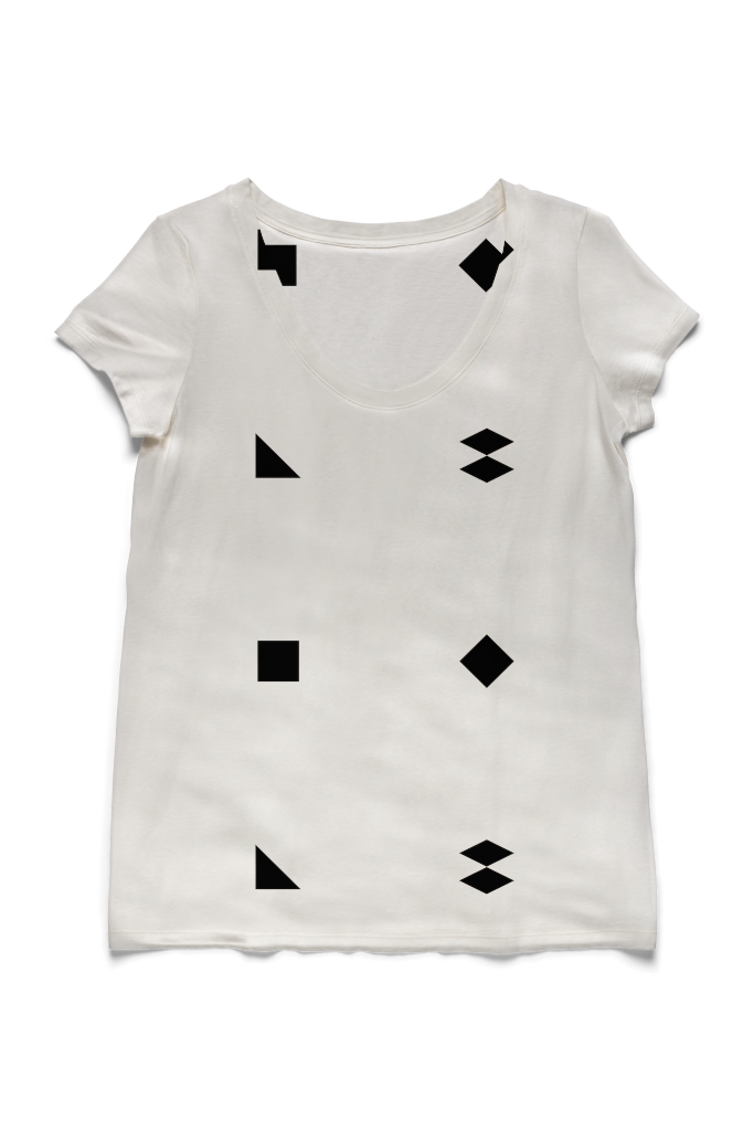 Shirt 0748 — Low neck crew mockup surface