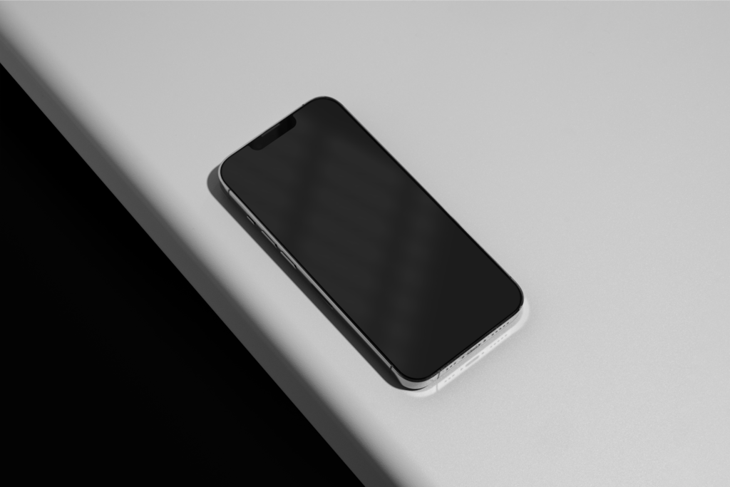 IPhone 03