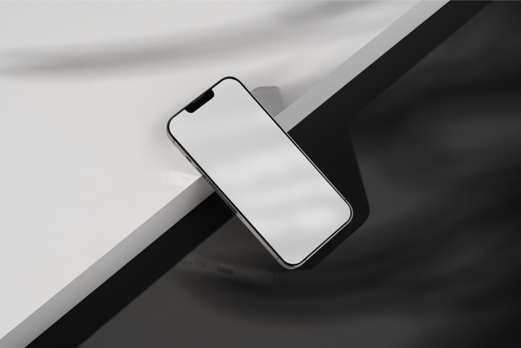 IPhone 04