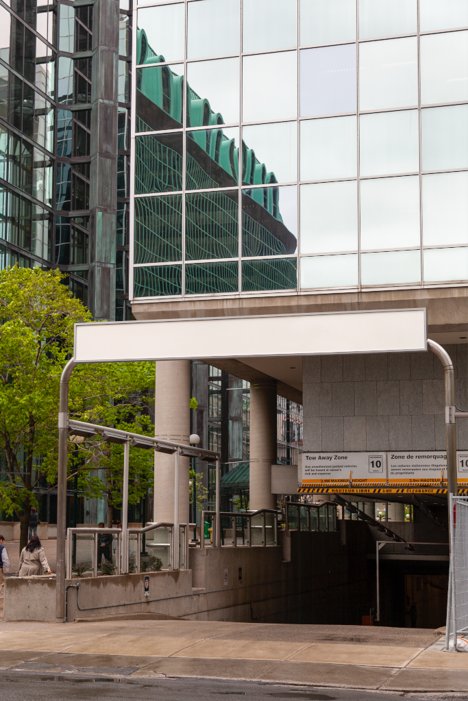 Sign 2579 — Parking entrance mockup surface