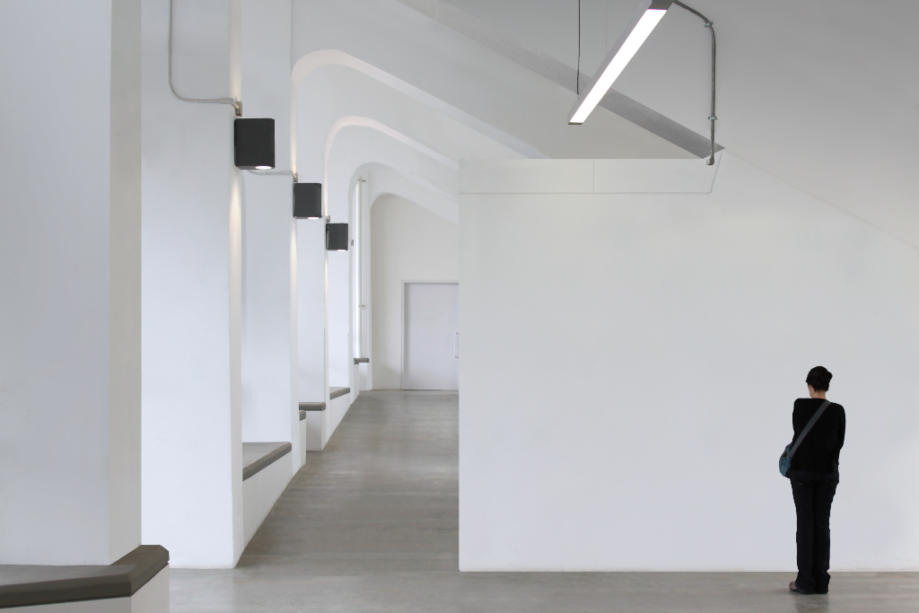 Wall 2020 — With person mockup surface