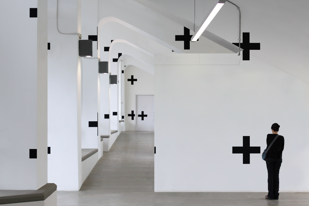 Wall 2020 — With person mockup surface