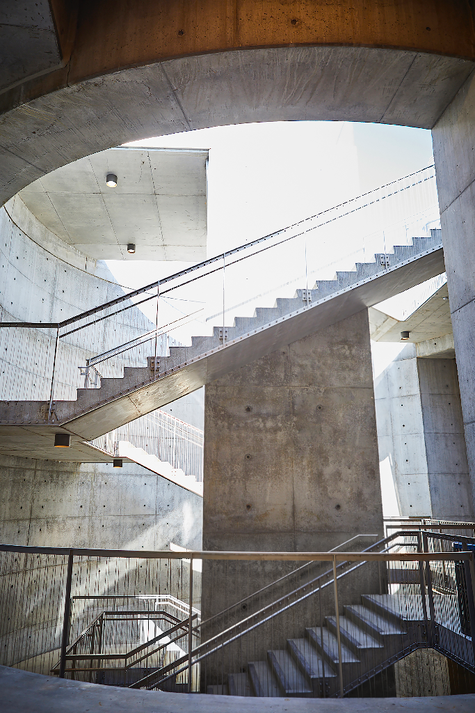 Wall 2273 — Staircase mockup surface