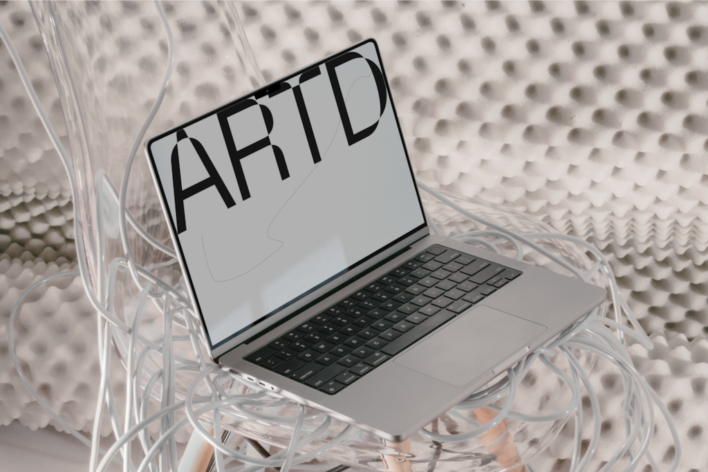 Device C03 024 — 16-inch laptop mockup surface