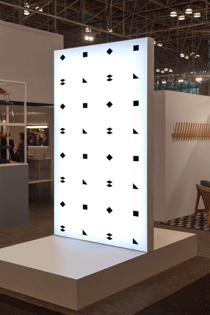 Display 1586 — Backlit mockup surface