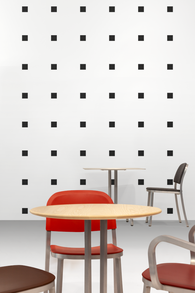 Wall 1440 — With chairs mockup surface