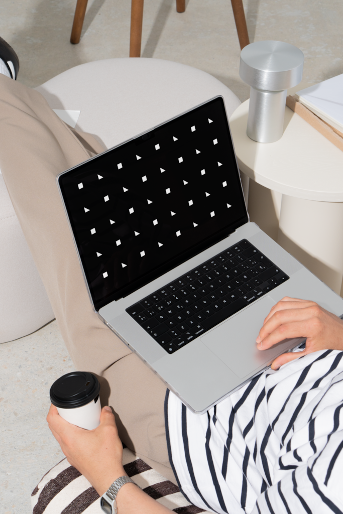 EY MacBook Mockup — 16-inch laptop mockup surface