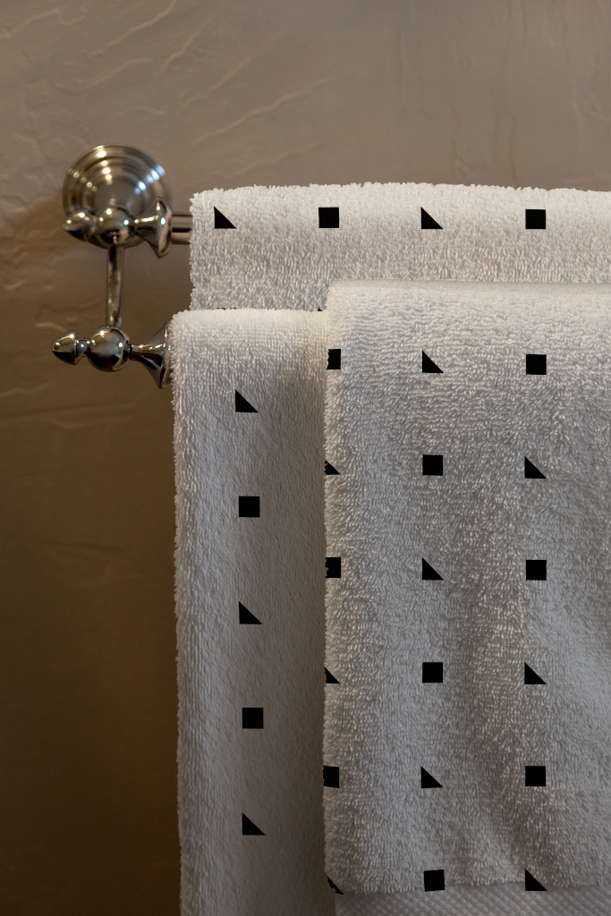 Textile 1476 — Towels, hanging, detail mockup surface