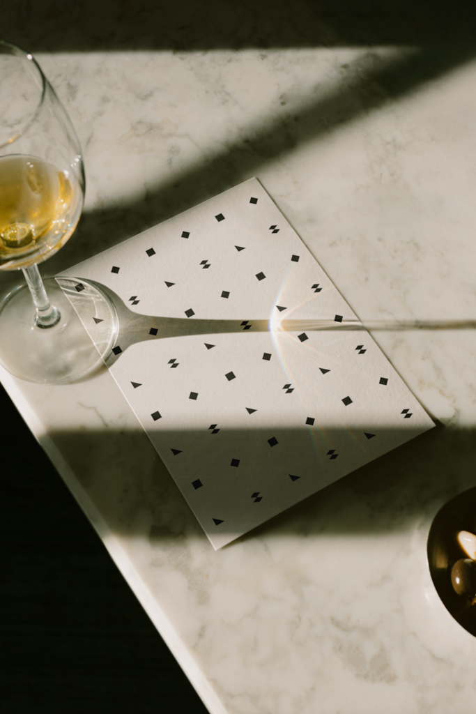 LB25 W18 Le Menu Mockup — On table mockup surface