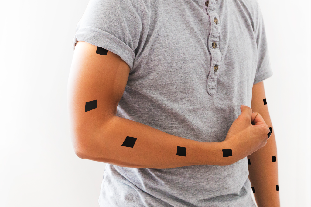 People 5040 — Arm, Fist mockup surface