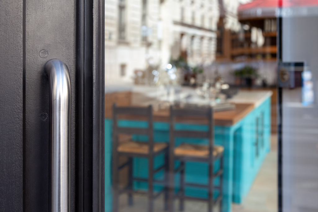 Door 1879 — Glass mockup surface