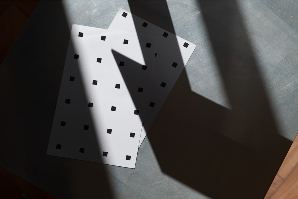 Print C04 034 — Dual mockup surface