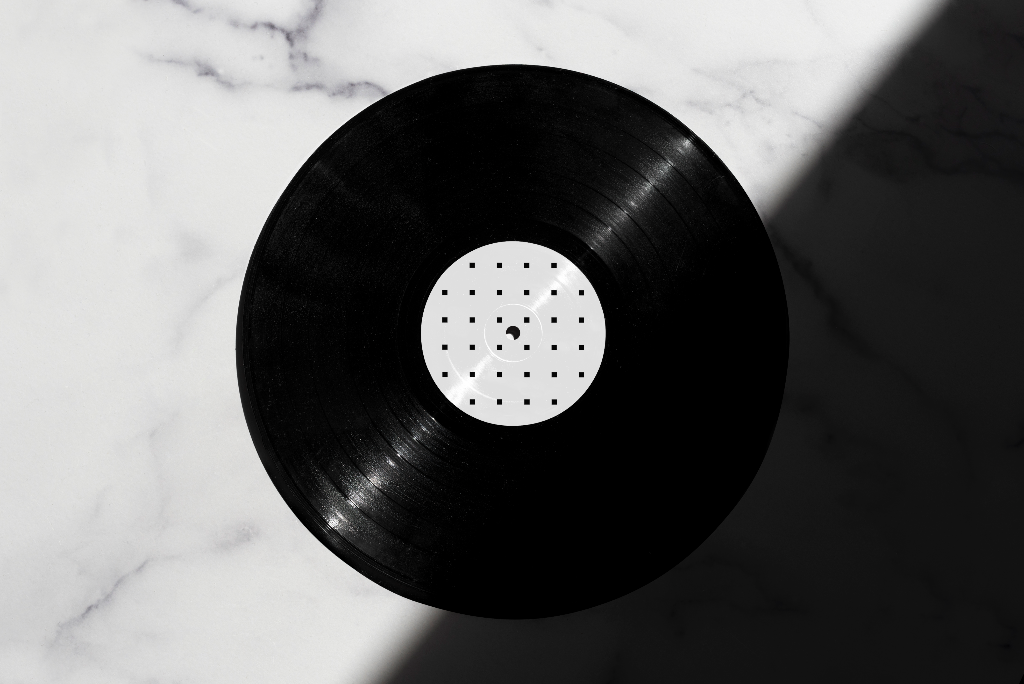 Record 2198 — No sleeve mockup surface