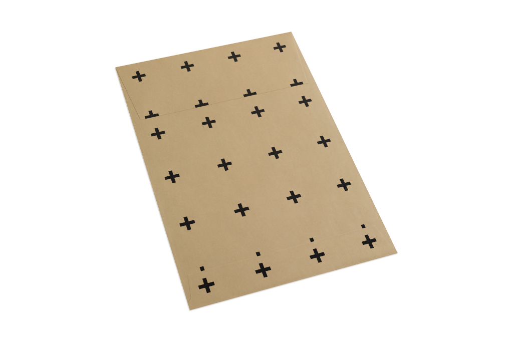 Envelope 1072 — Kraft, back with flap mockup surface