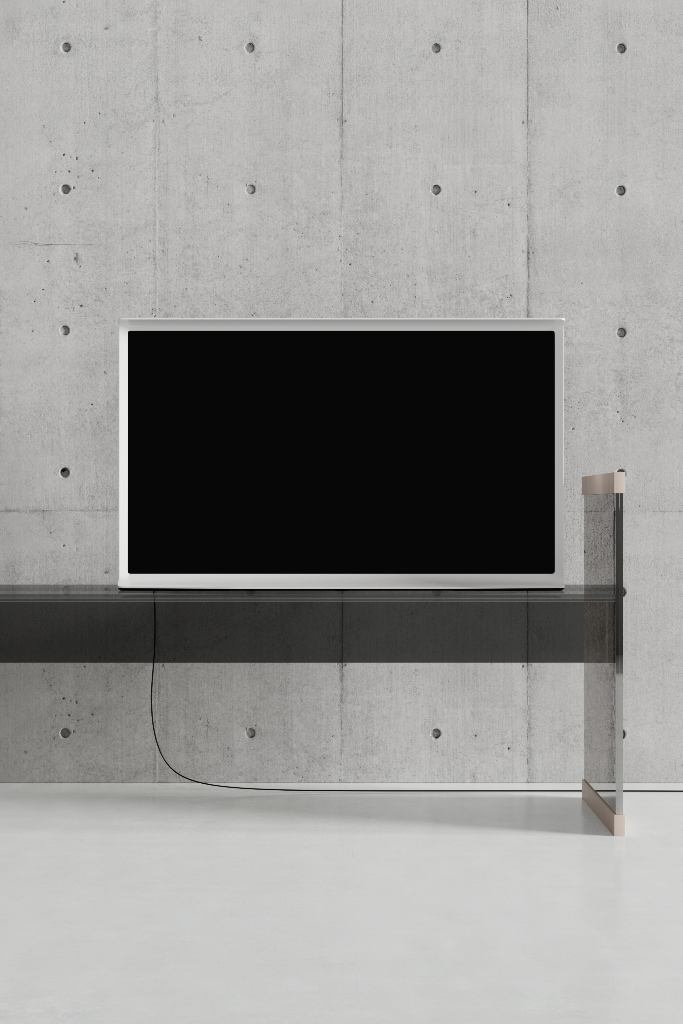 Display 2498 — TV, 55-inch, on table mockup surface