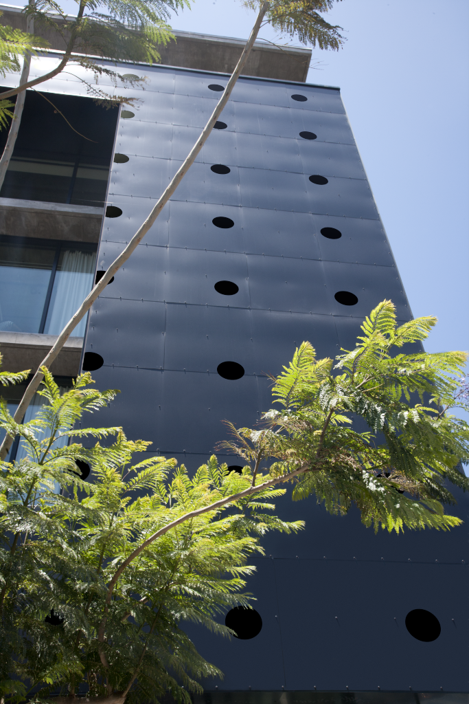 Outdoor 0718 — Building mockup surface