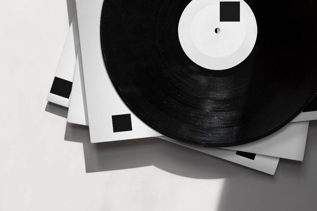 Record 2173 — No sleeve, on sleeve stack mockup surface