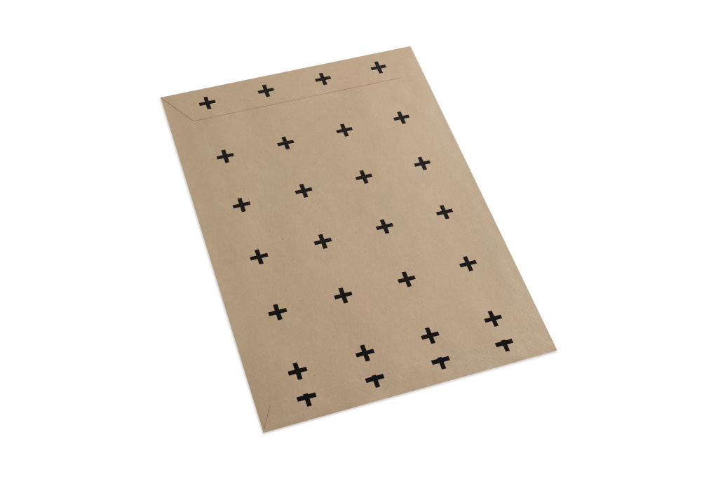 Envelope 1068 — Kraft, back with flap mockup surface