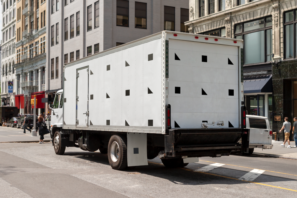 Truck 2571 — Box, rear, left mockup surface